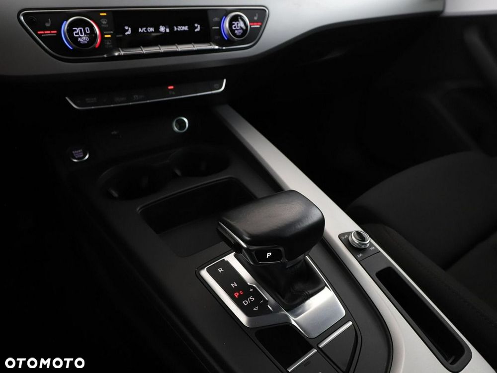 Audi A4 Avant 35 TDI mHEV Advanced S tronic - 32