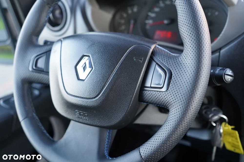Renault MASTER / BLASZAK / FURGON / BRYGADÓWKA 7 MIEJSC  / SPROWADZONY - 29