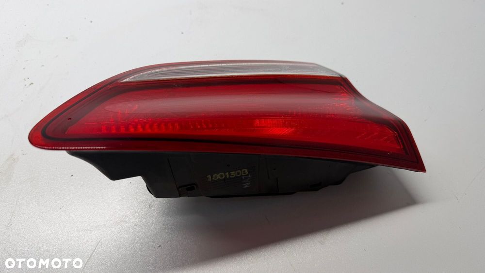 HYUNDAI I30 III HB LAMPA LEWA LEWY TYŁ TYLNA W KLAPĘ 17-24 - 2