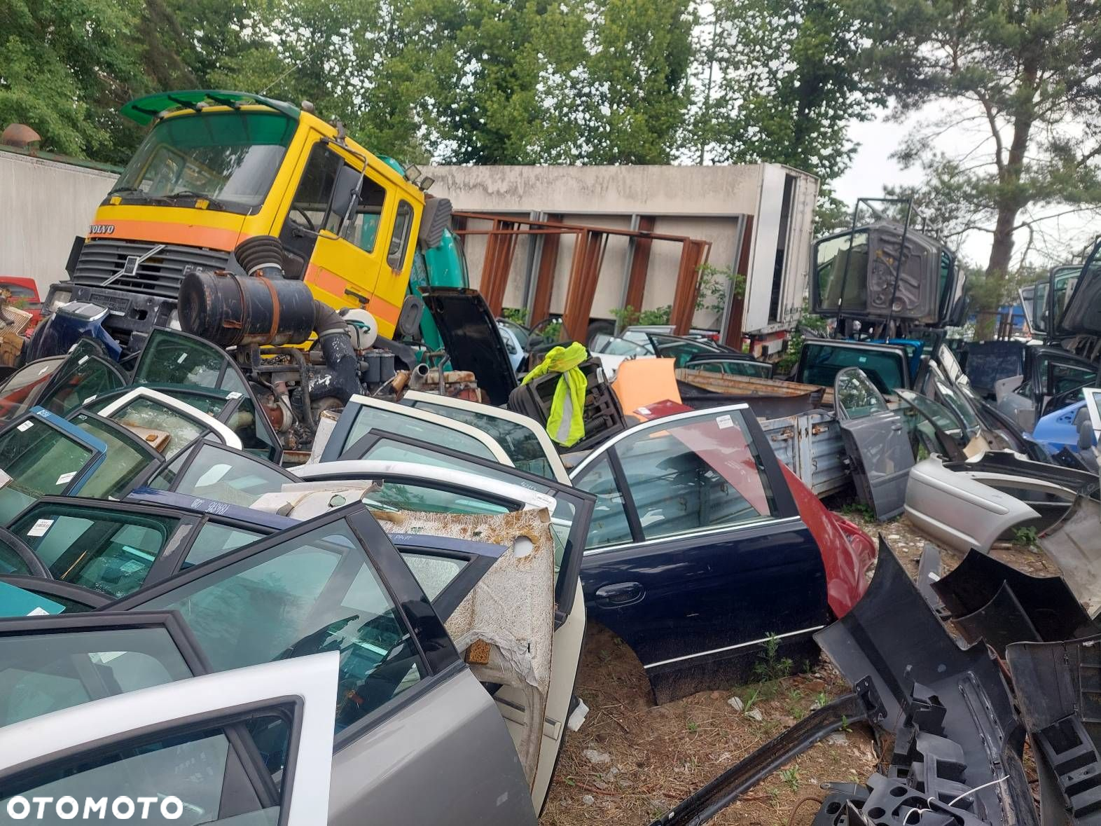 PODSTAWA FOTELA LEWY PRZÓD KIEROWCY IVECO DAILY IV LIFT 19- - 6