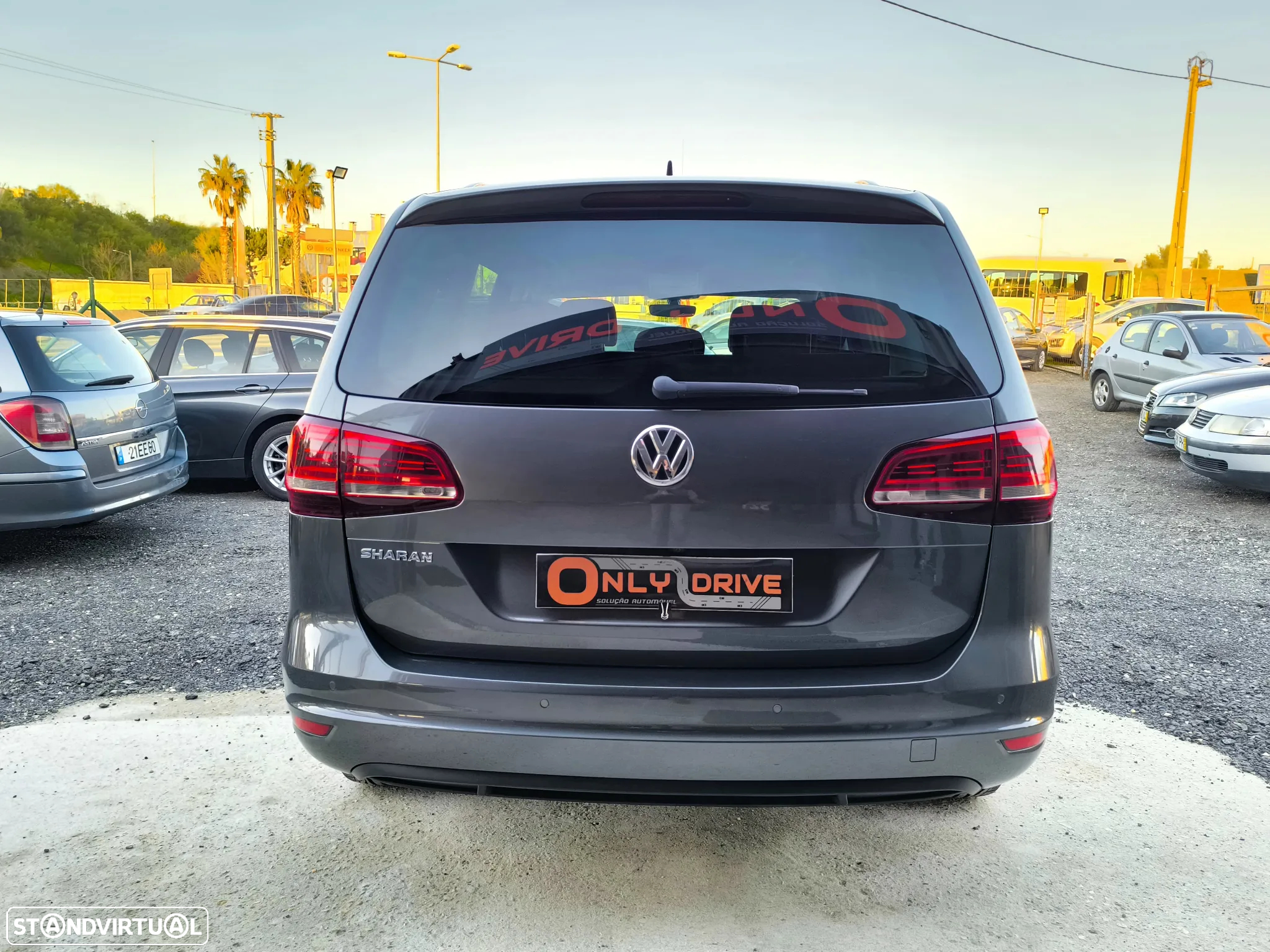 VW Sharan 2.0 TDI Blue Confortline - 10