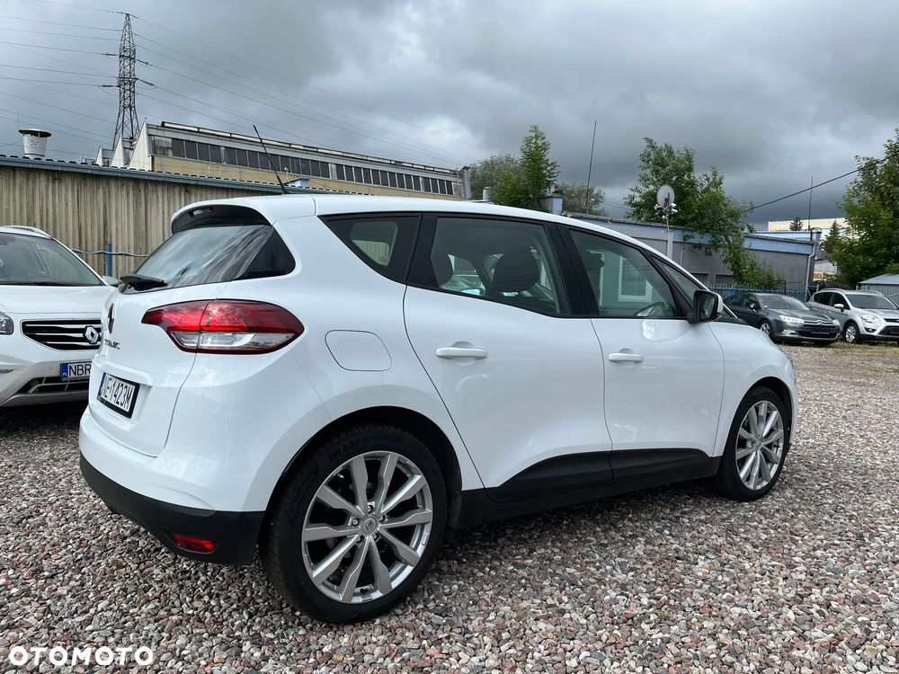 Renault Scenic - 4