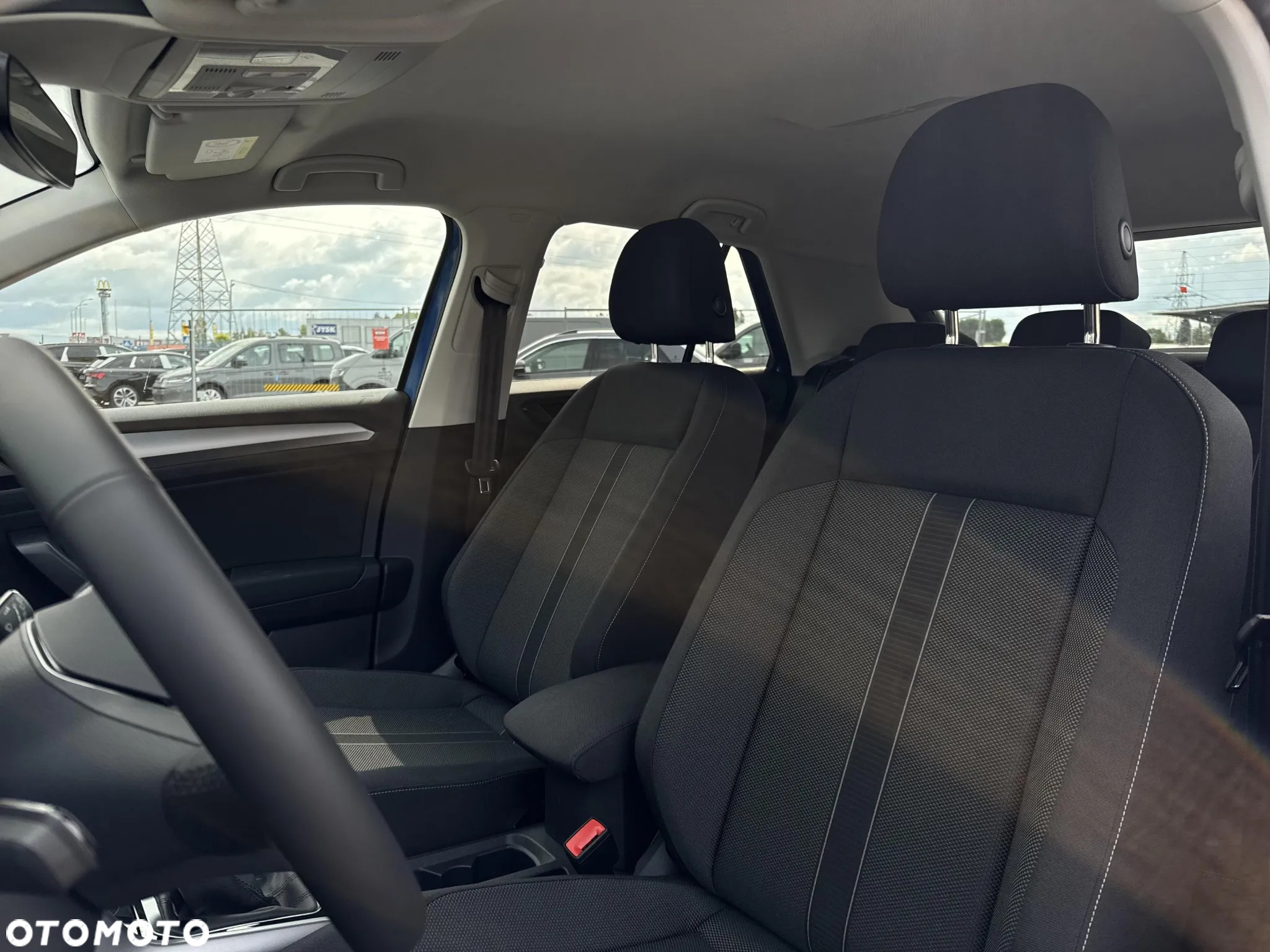 Volkswagen T-Roc 1.5 TSI Life Plus - 11