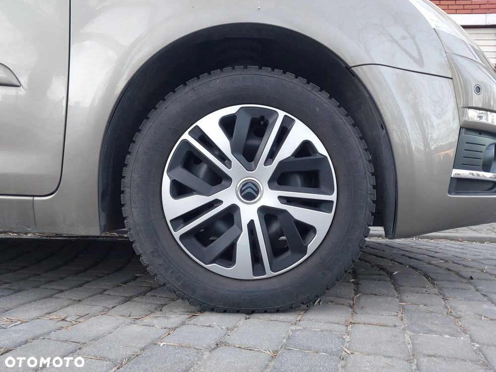 Citroën C4 Grand Picasso - 23