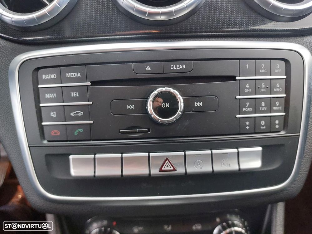 Mercedes-Benz CLA 180 d Shooting Brake - 39