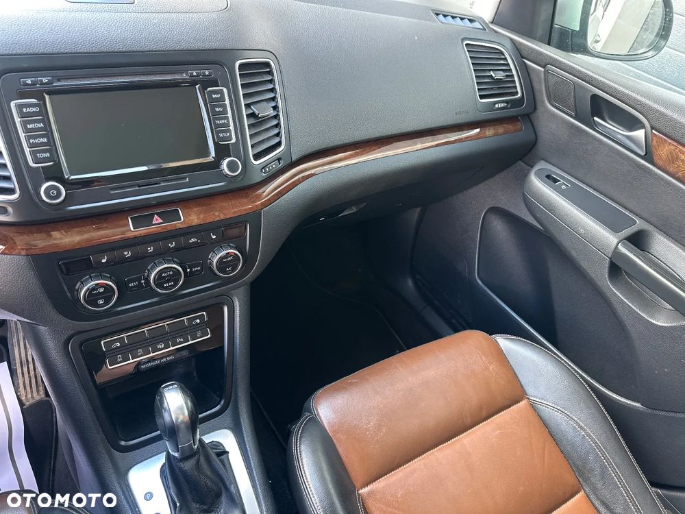 Volkswagen Sharan 2.0 TDI DSG Blue Motion Highline - 17