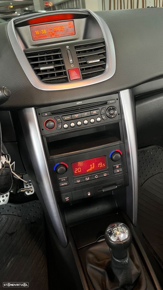 Peugeot 207 CC 1.6 HDi FAP Sport - 18