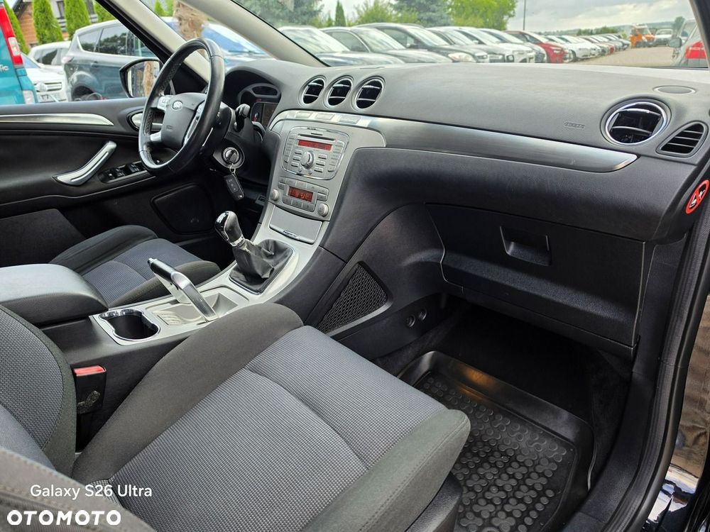 Ford S-Max - 30