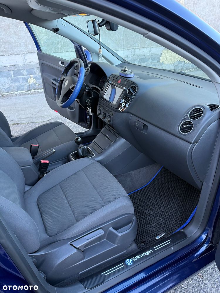 Volkswagen Golf Plus - 18