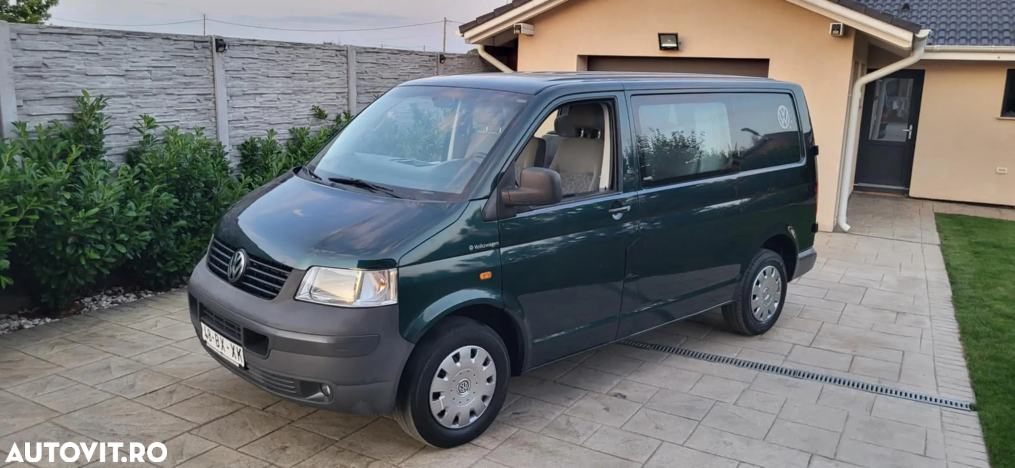 Volkswagen Transporter - 3