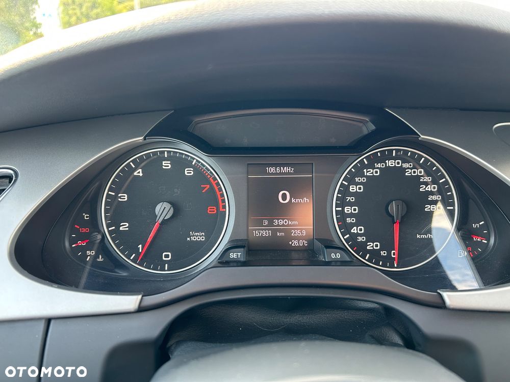 Audi A4 ver-avant-1-8-tfsi-s-line-sportpaket-plus- - 18