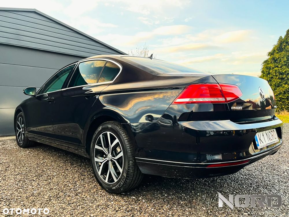 Volkswagen Passat 1.4 TSI BlueMotion Technology DSG Comfortline - 8