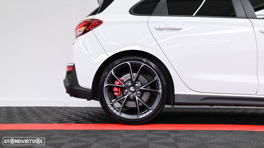Hyundai i30 N 2.0 T-GDi Pack Performance 8DCT - 18