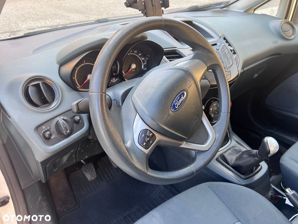Ford Fiesta 1.4 TDCi Champions Edition - 13