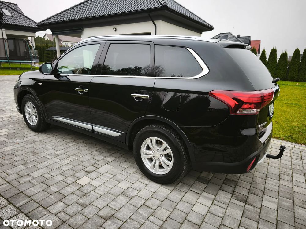 Mitsubishi Outlander 2.0 2WD Plus - 7