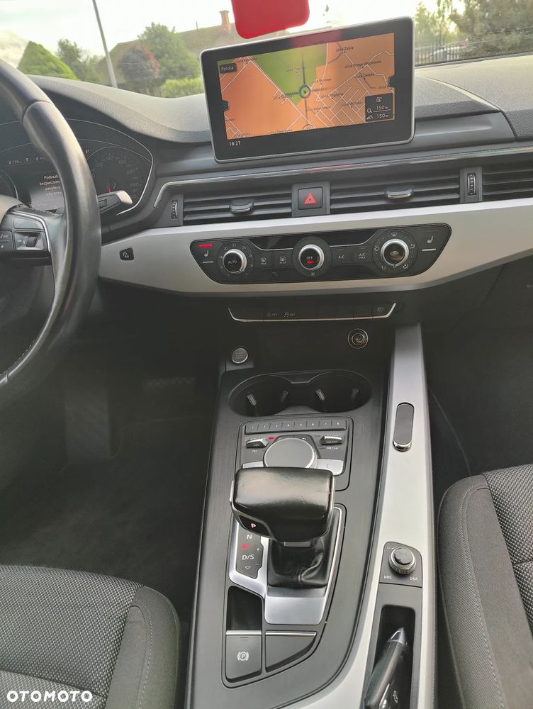 Audi A4 Limousine - 24