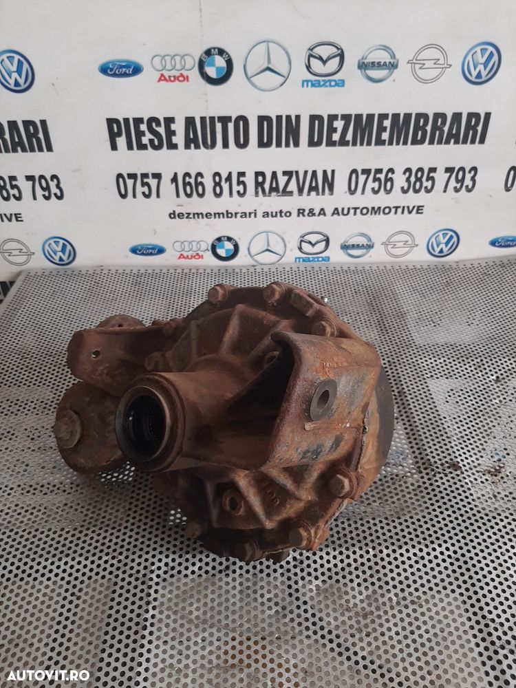 Grup Diferential Spate Land Rover Range Rover Vogue L322 3.6 TDV8 Motor 368DT Dezmembrez Land Rover Range Rover Vogue 3.6 Tdv8 Motor 368DT An 2005-2006-2007-2008-2009-2010 - 2