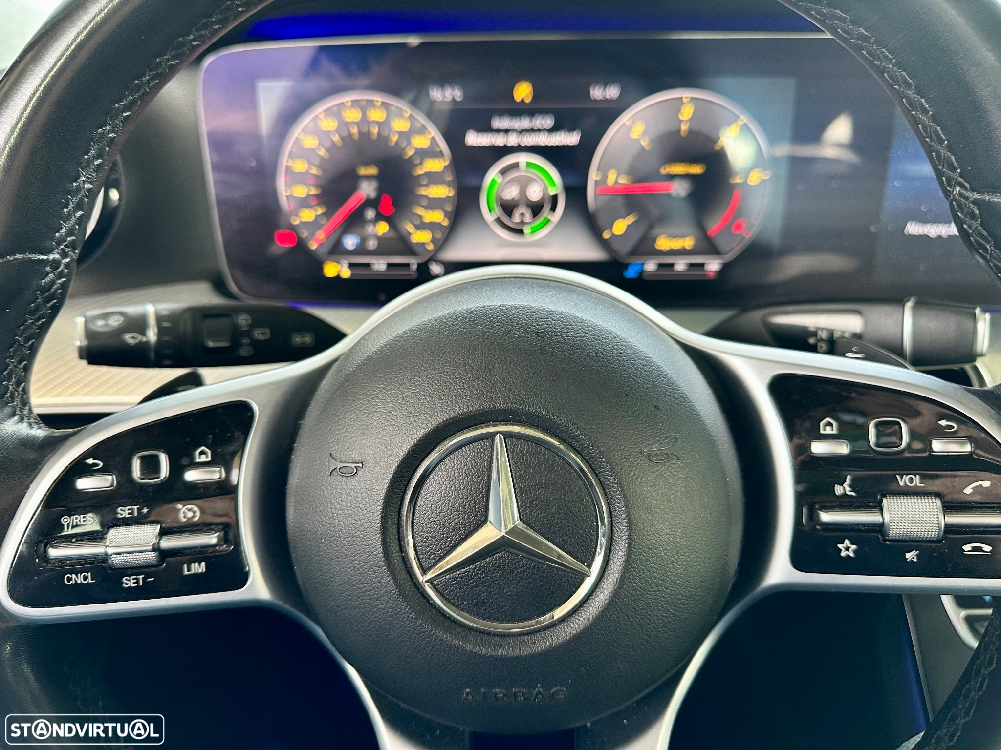 Mercedes-Benz E 200 d Exclusive - 11