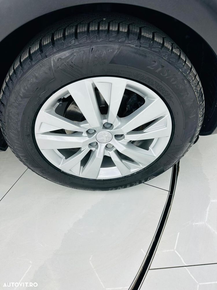 Peugeot 5008 PureTech 130 Allure - 10