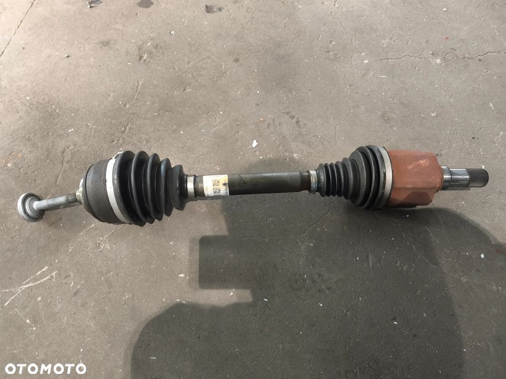 Półoś lewa przód a9103301000 Mercedes-Benz Sprinter 910 przód napęd - 1