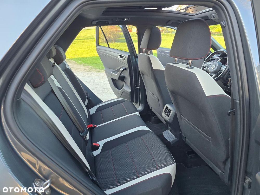 Volkswagen T-Roc 2.0 TDI SCR 4MOTION DSG Sport - 35