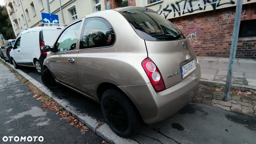 Nissan Micra 2003 photo 5