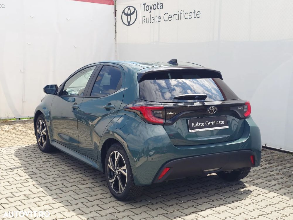 Toyota Yaris 1.5 VVT-i HSD Dynamic Bi-tone - 7