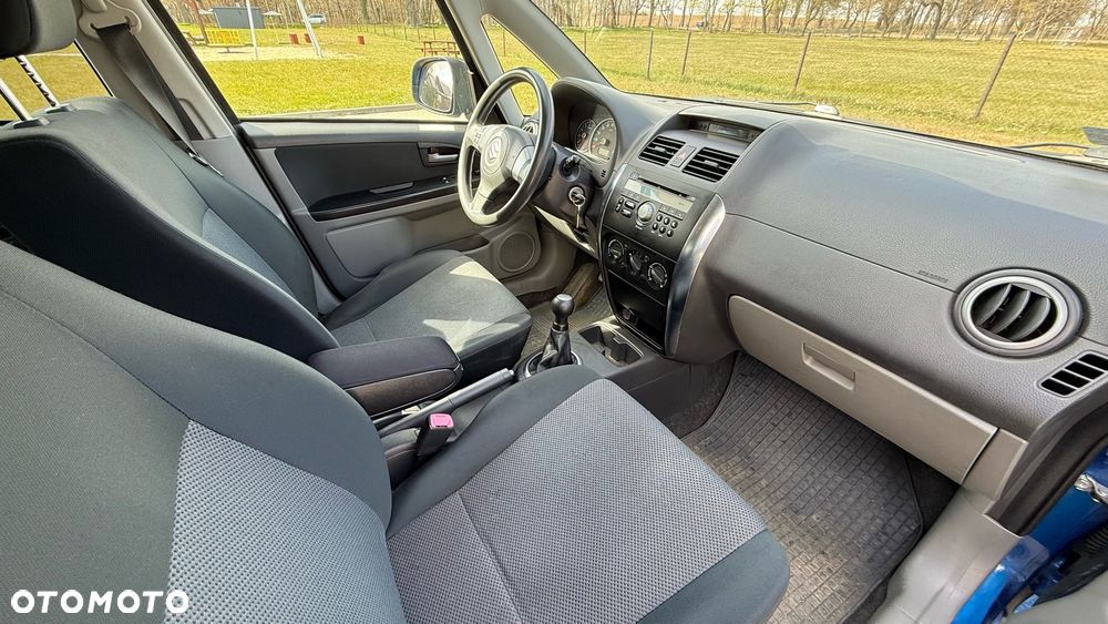 Suzuki SX4 - 2