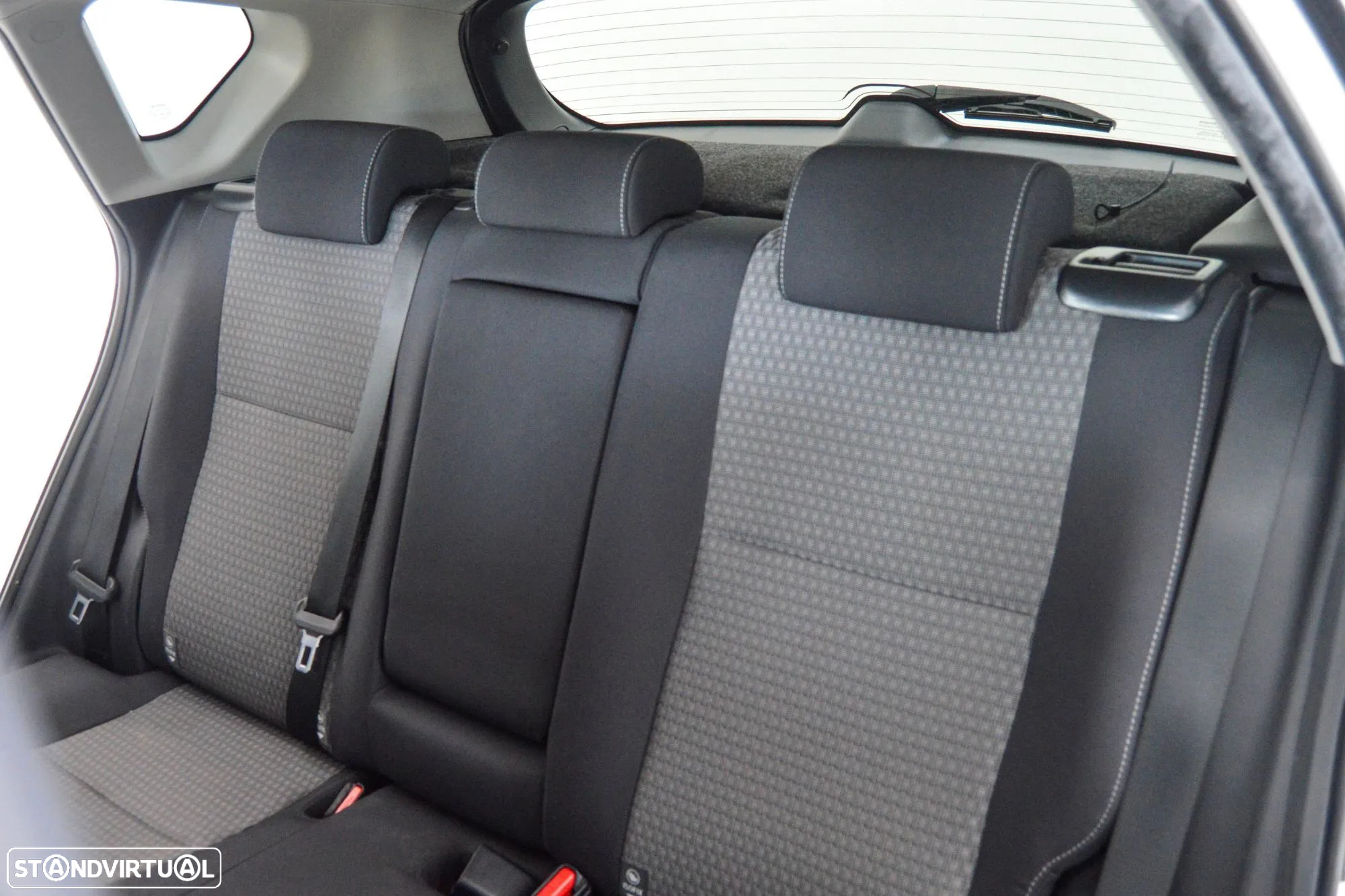 Toyota Auris 1.4 D-4D Comfort - 11