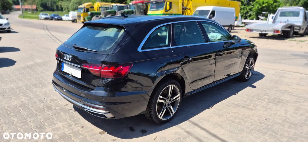 Audi A4 Avant - 14