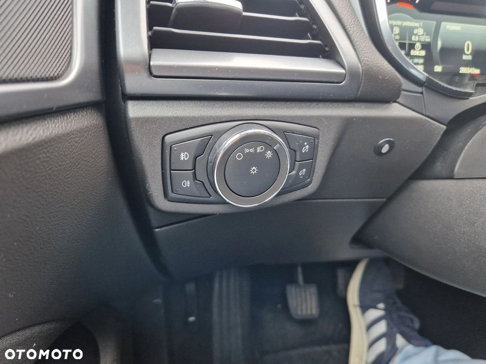 Ford Mondeo 2.0 TDCi Titanium - 11