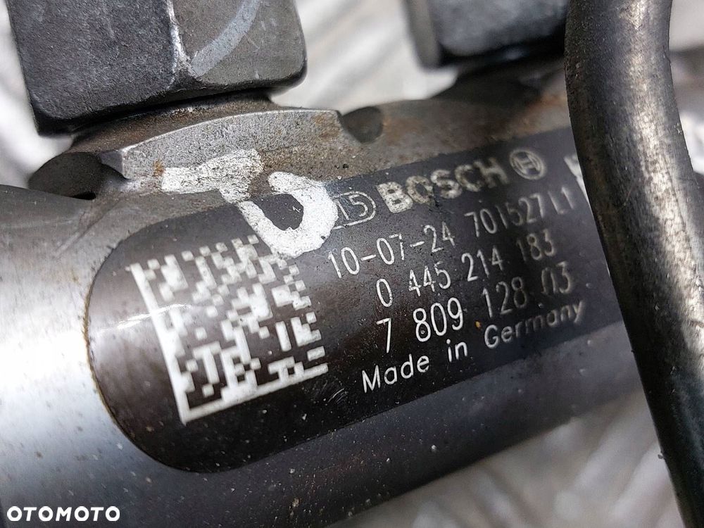 POMPA WTRYSKOWA + WTRYSKIWACZE + LISTWA KOMPLET BMW F10 520d 2.0 D - 10