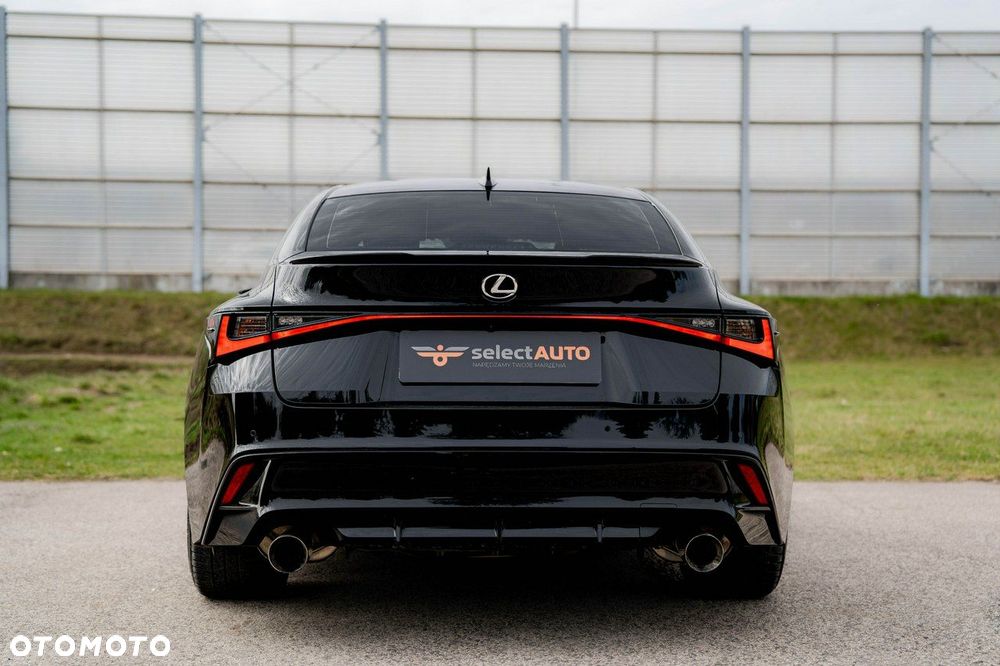 Lexus IS - 5