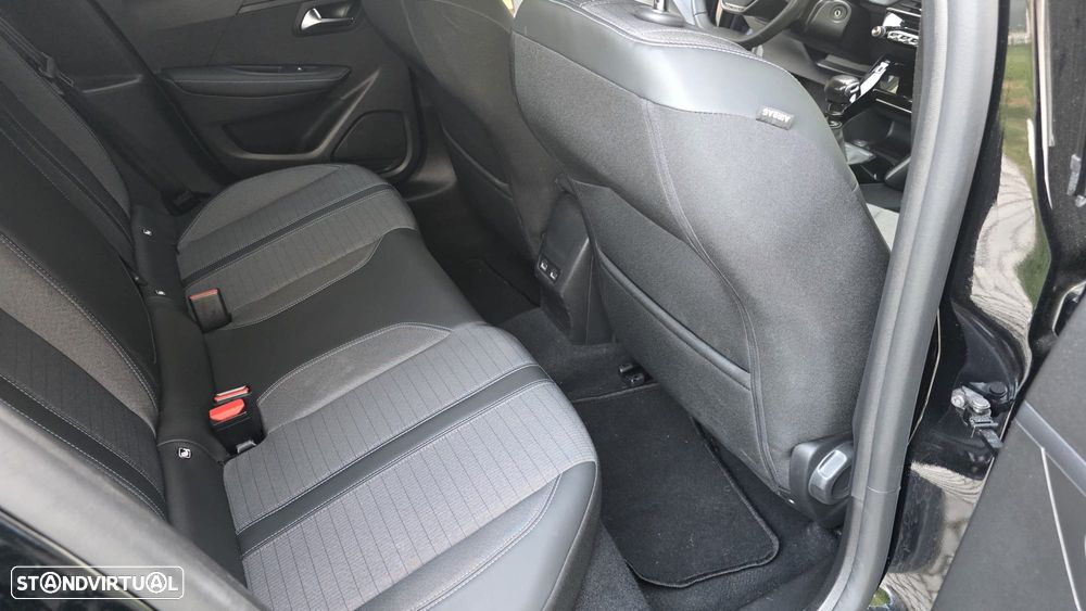 Peugeot 208 PureTech 100 Allure Pack - 12