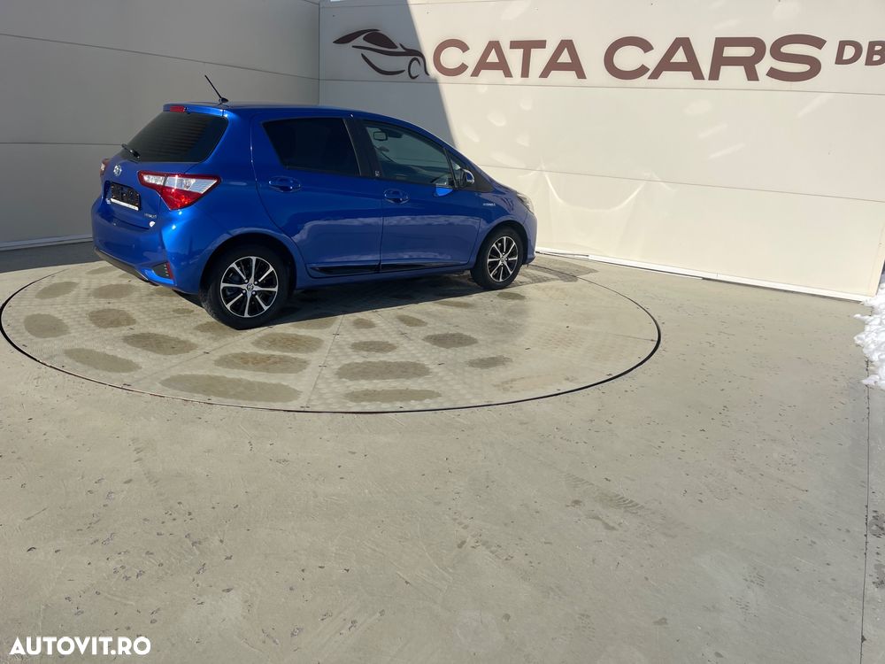 Toyota Yaris ver-1-5-vvt--i-selection - 16