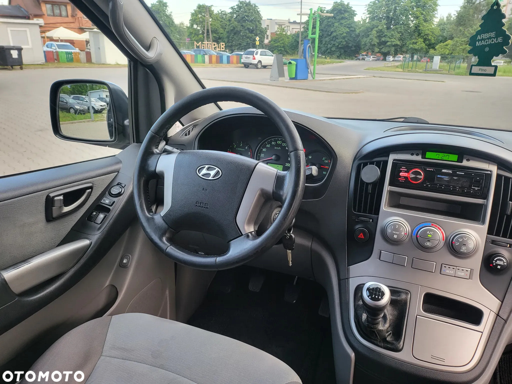 Hyundai H-1 2.5 CRDi Travel Family - 10