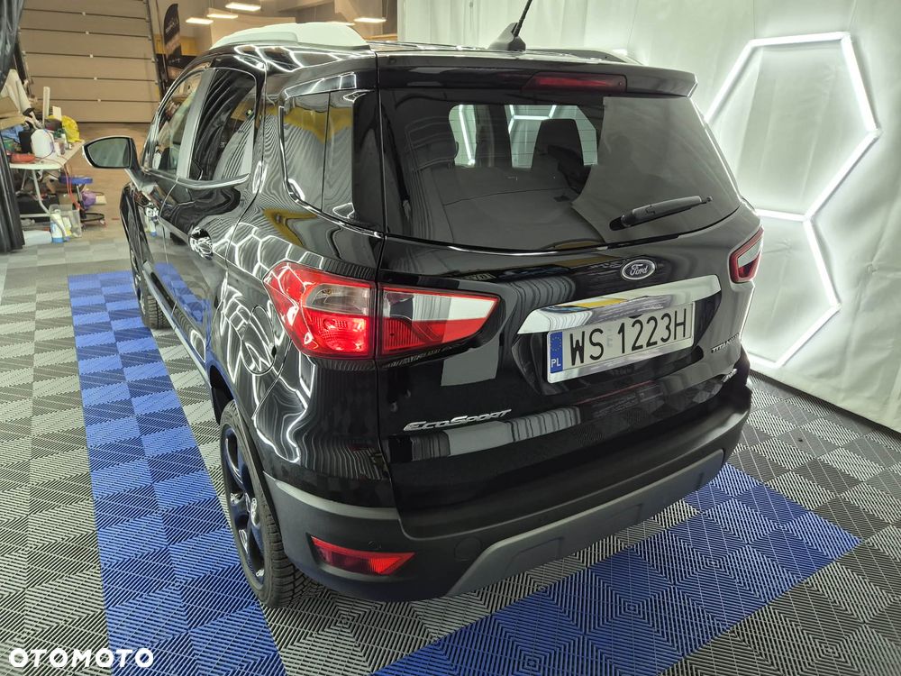 Ford EcoSport - 10