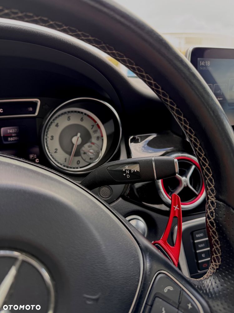 Mercedes-Benz CLA 250 4Matic 7G-DCT AMG Line - 19