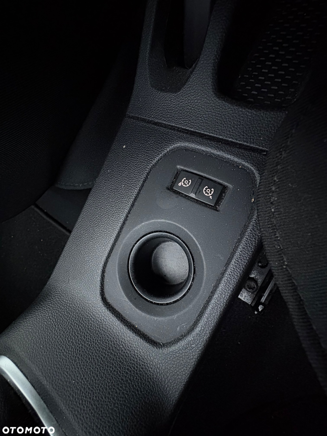 Dacia Duster 1.6 SCe Comfort - 30