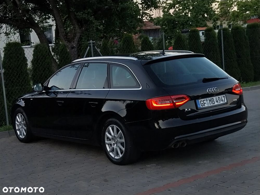 Audi A4 Avant 2.0 TDI DPF S line Sportpaket - 3