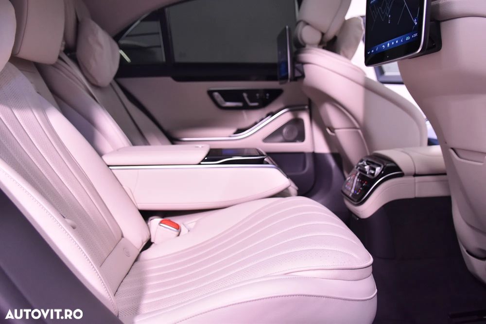 Mercedes-Benz S 560 e Long Aut. - 12