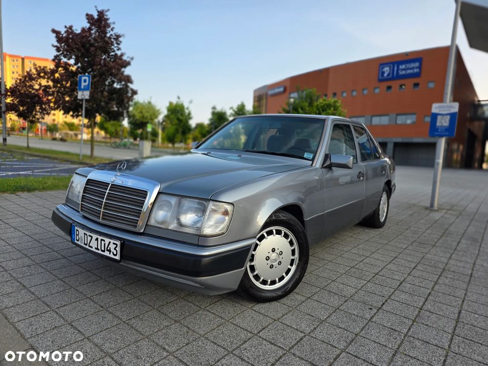 Mercedes-Benz W124 (1984-1993) - 1