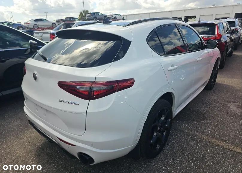 Alfa Romeo Stelvio 2.0 Turbo Veloce TI Q4 - 4