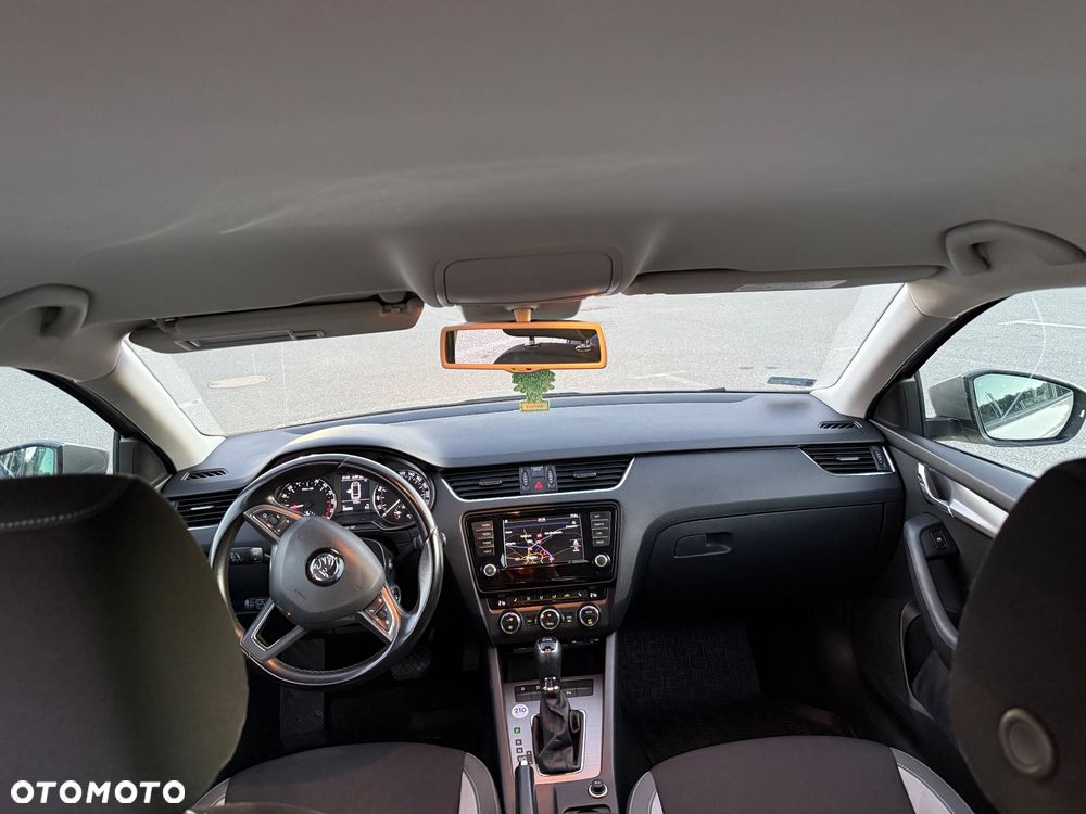 Skoda Octavia 2.0 TDI (Green tec) DSG Joy - 10