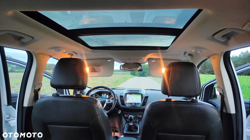 Ford Kuga - 35