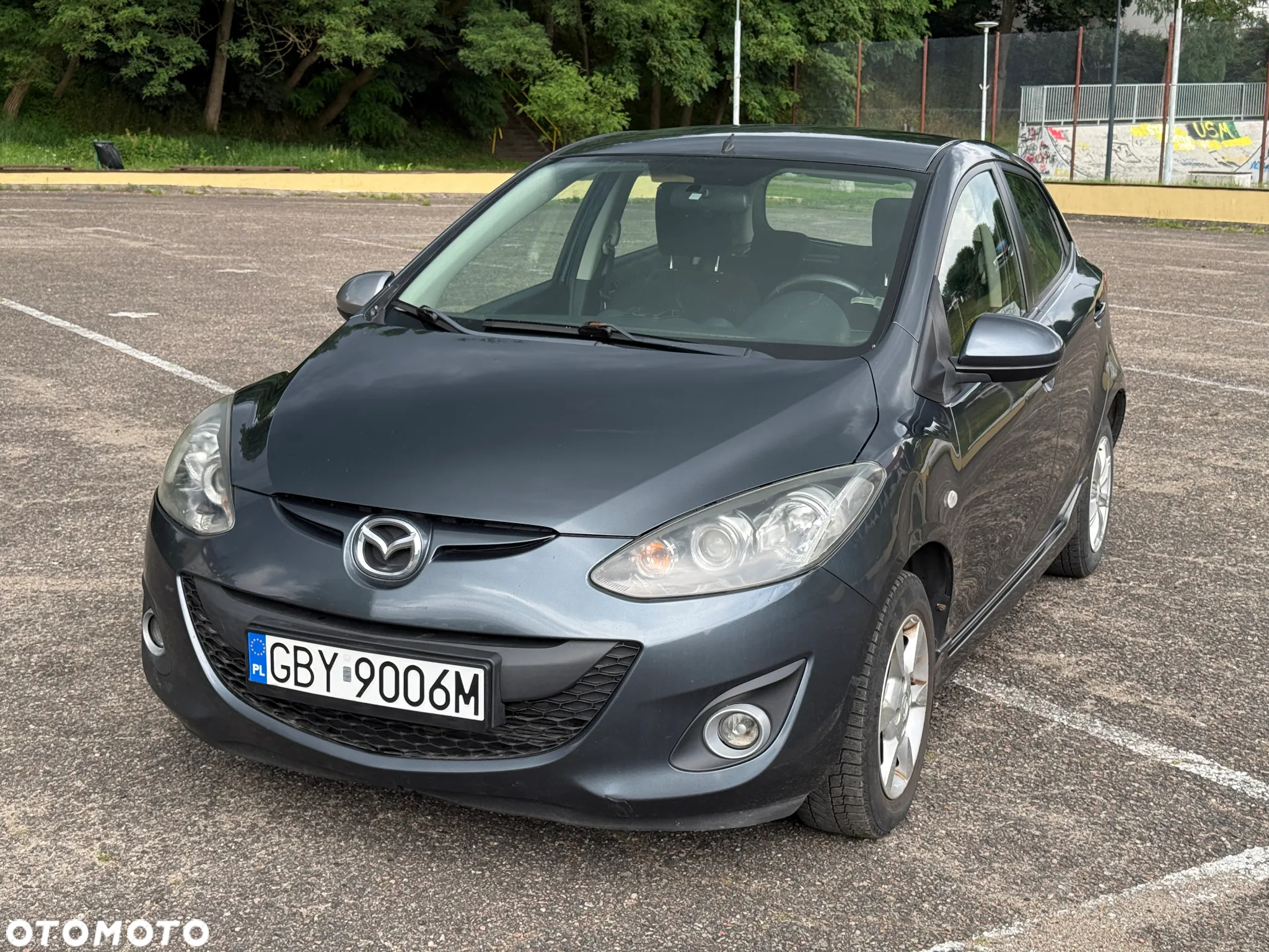 Mazda 2 - 3