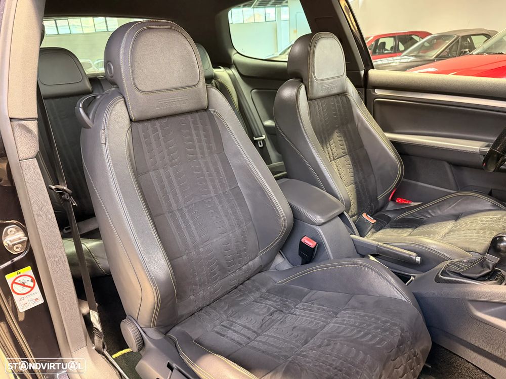 VW Golf 2.0 GTi DSG Pirelli - 13