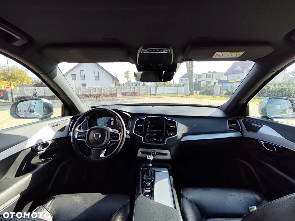 Volvo XC 90 - 16