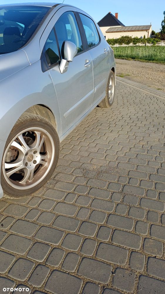 Peugeot 308 1.6 HDi Active - 8