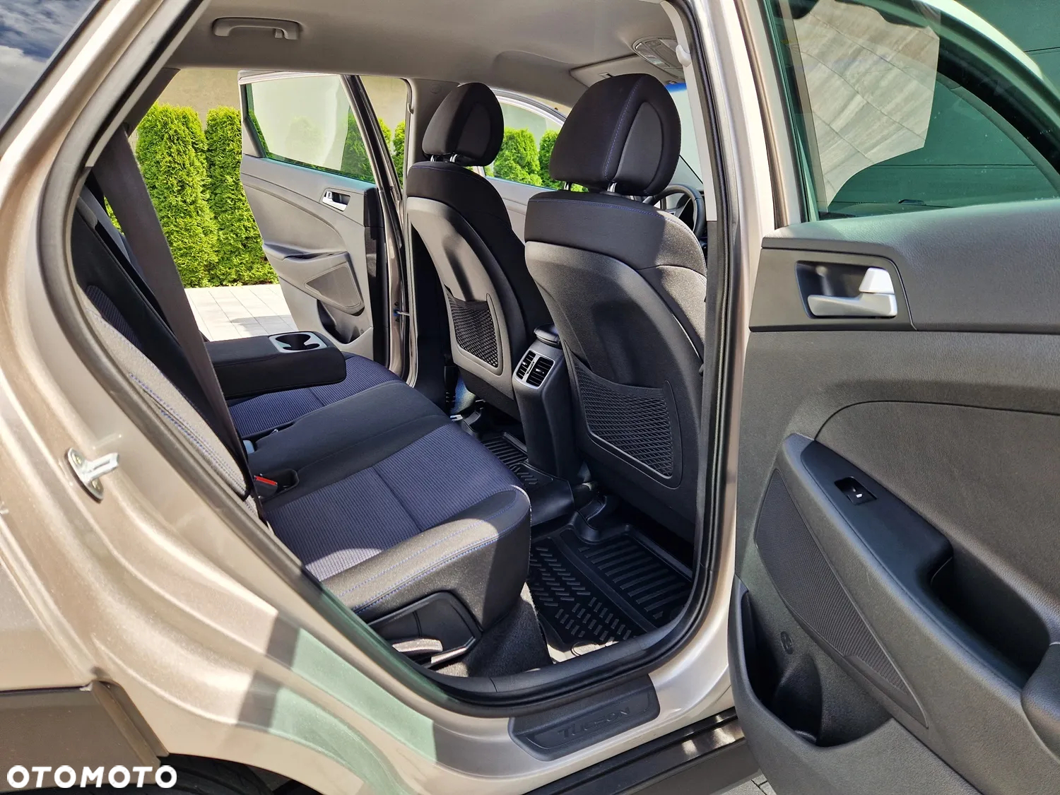 Hyundai Tucson 1.6 GDi 2WD Select - 23